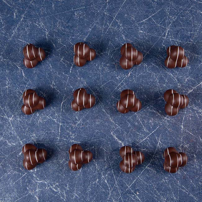 52% Dark Four Brothers Tray (48pcs)