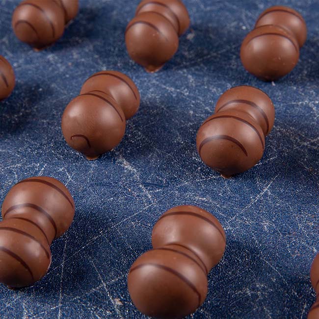 Macadamia Nuts Tray (56pcs)