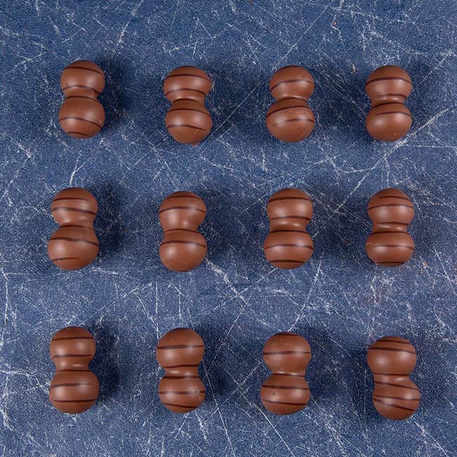 Macadamia Nuts Tray (56pcs)